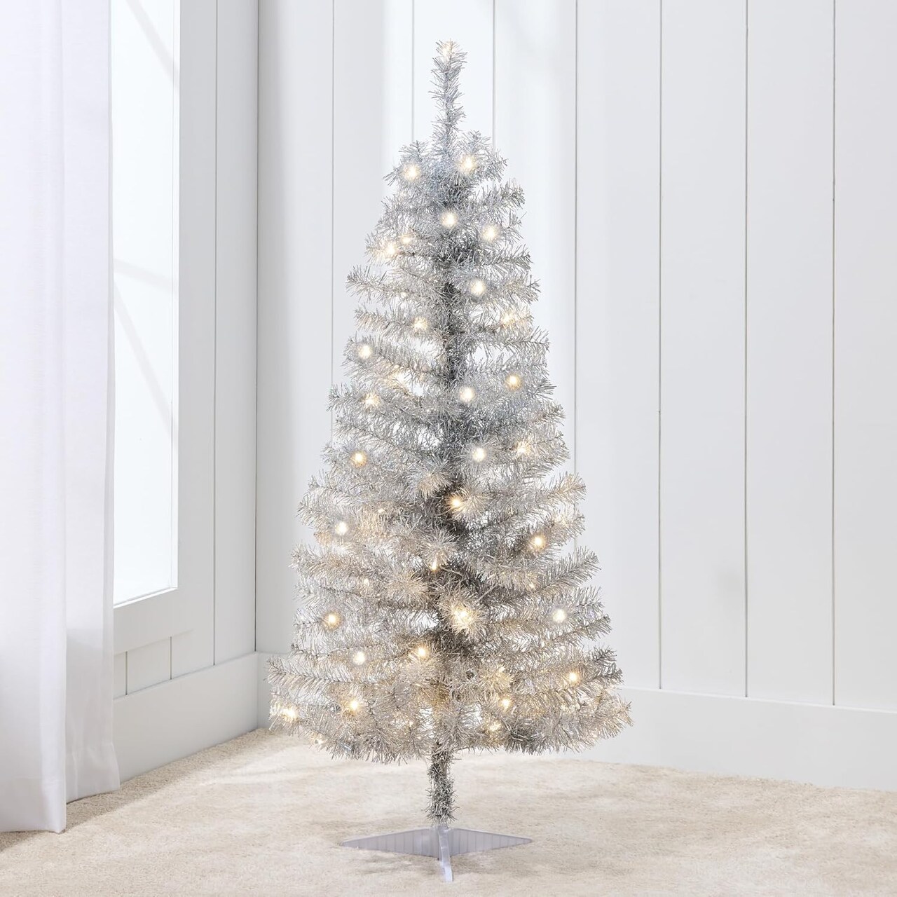4ft Pre Lit Christmas Tree Mini Artificial Tree with Twinkling LED Lights for Bedroom or Apartment